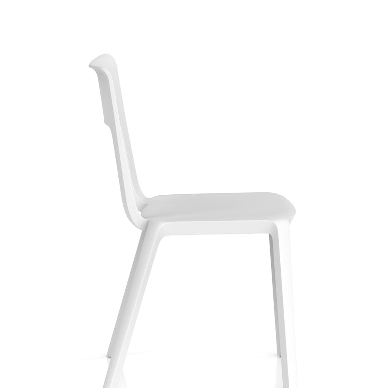 Nest Edge Stacking Cafe & Bistro Chair