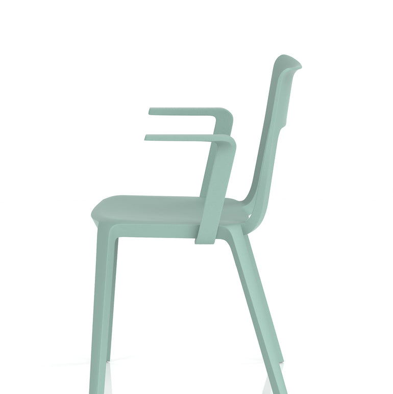Nest Edge Stacking Cafe & Bistro Chair