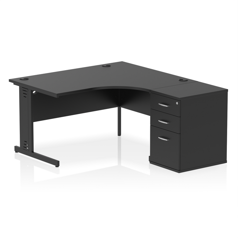 Impulse 1400mm Cable Managed Right Crescent Desk Workstation