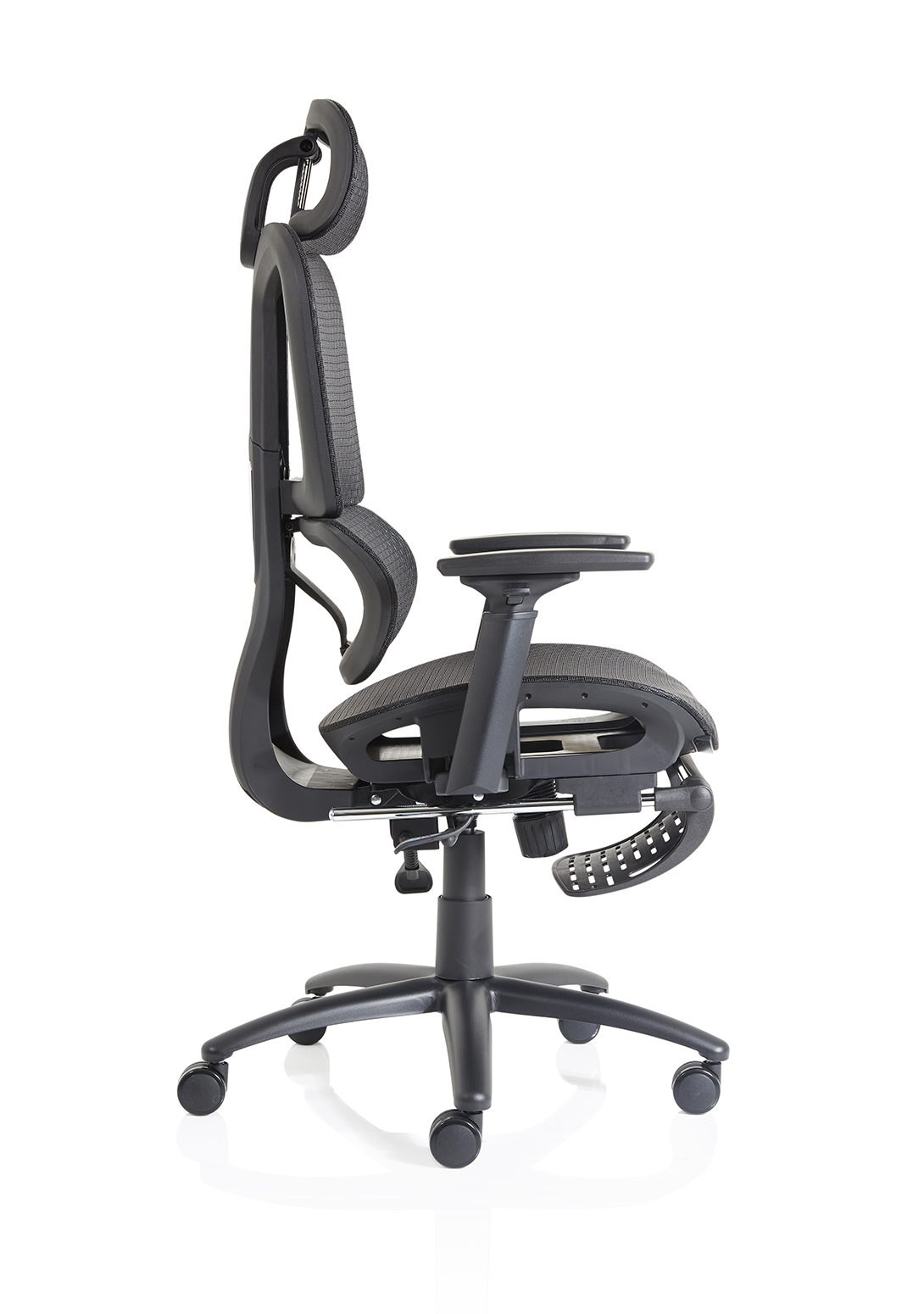 Horizon Executive Mesh Chair With Height Adjustable Arms and Footrest Dynamic Office Solutions